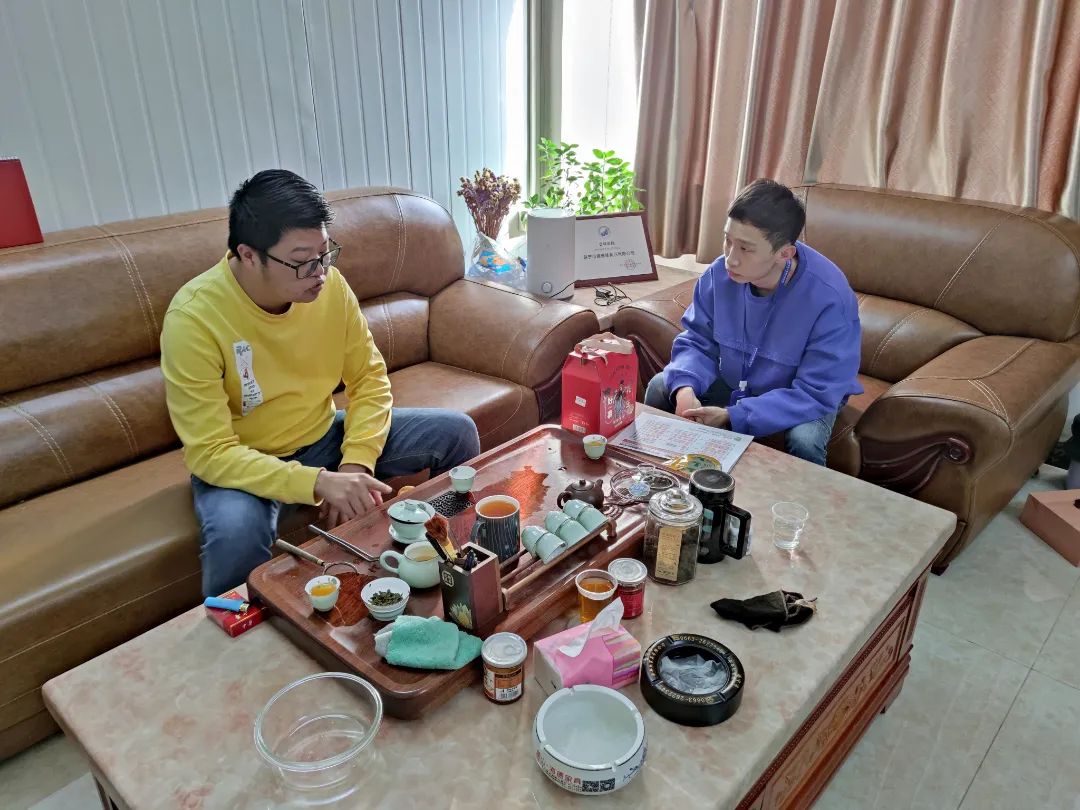 潮德隆.jpg